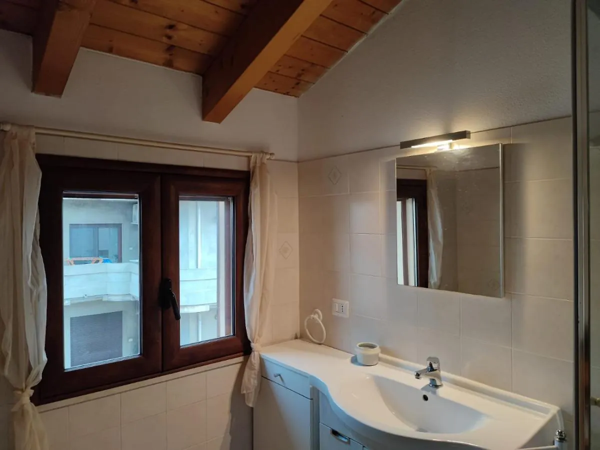 Cagliari Elmas Airport Beautiful Mansarda Appartement Assemini Italië