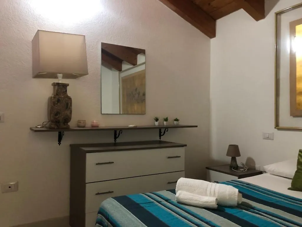 Cagliari Elmas Airport Beautiful Mansarda Appartement Assemini